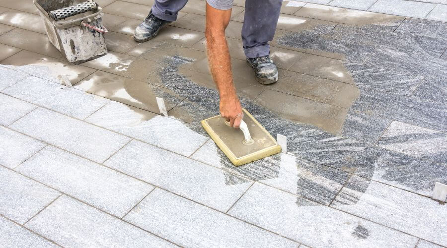 Professional residential roofers in Middle Village, NY